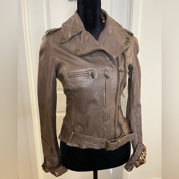 Kenna-T Bomber Jacket, Crinkled Soft lLather, Brown, Size XS - Picture 8 of 9